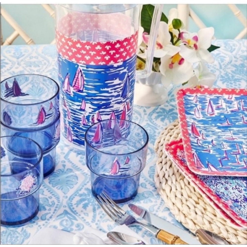 Lilly Pulitzer Boatylicious Pitcher and 4 Tumbler Set Blue Pink Sail On Nautical
